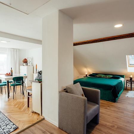 Apartman Franko บันสกา ชีอาว์นีซา ภายนอก รูปภาพ