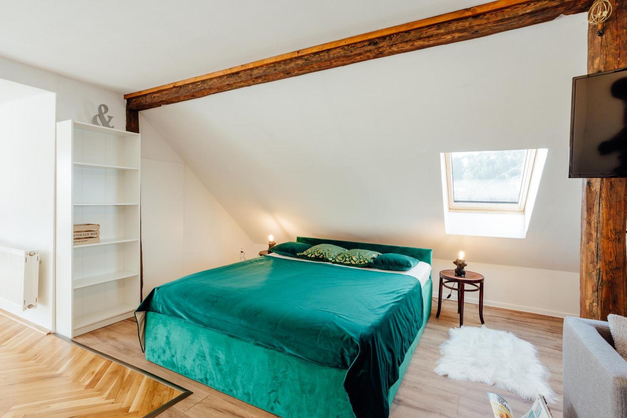 Apartman Franko บันสกา ชีอาว์นีซา ภายนอก รูปภาพ